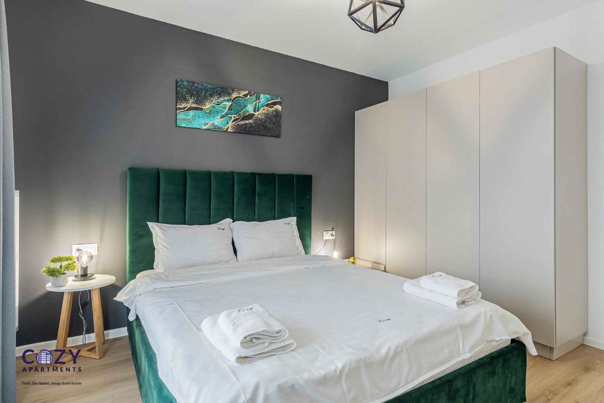 Luxury Residences & In At Coresi Mall Apartment