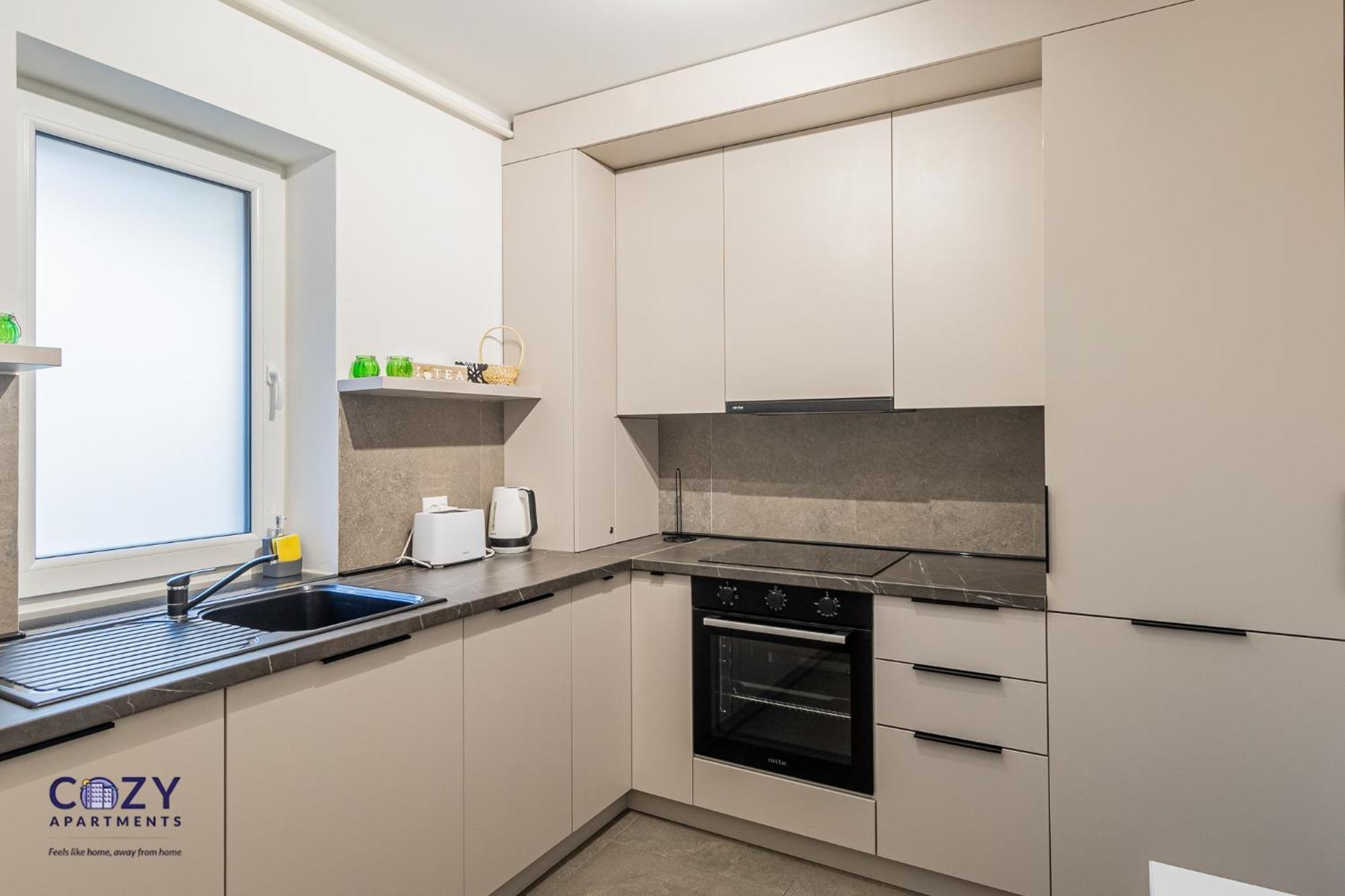 Apartment Luxury Residences & In At Coresi Mall *