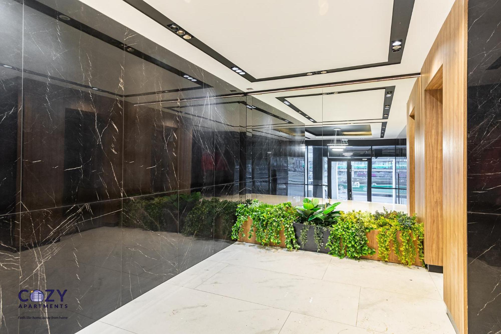 Luxury Residences & In At Coresi Mall