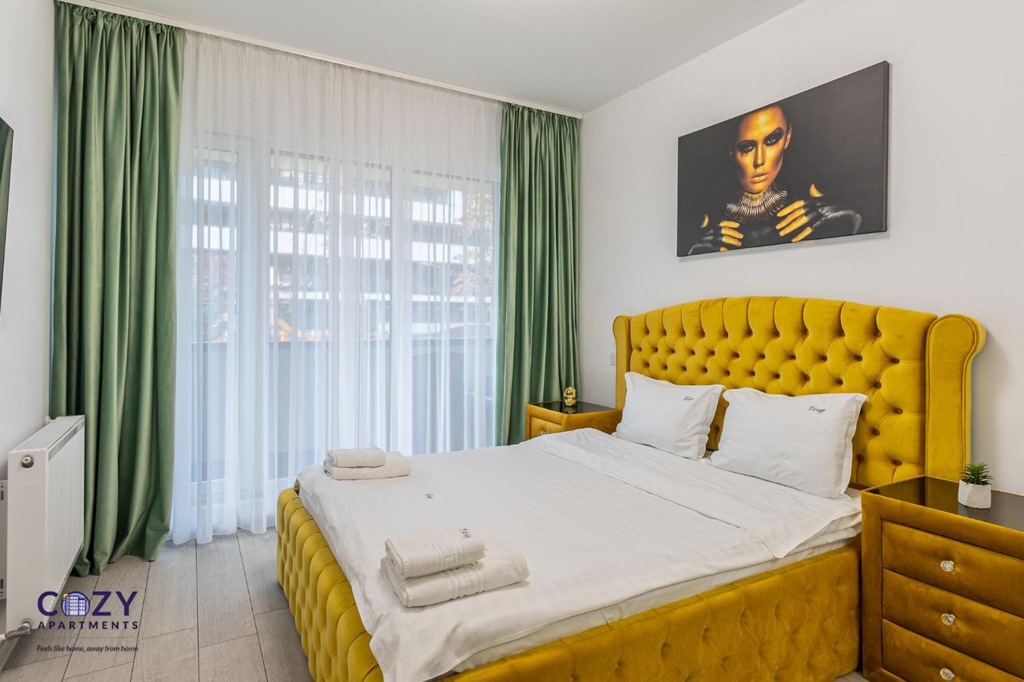 Luxury Residences & In At Coresi Mall *
